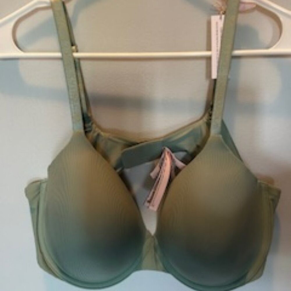 NWT Victoria Secret T-Shirt Bra 40D